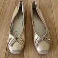 Jessica Simpson Shoes | Gold Slipper Style Shoe By Jessica Simpson. Size 9m. | Color: Gold | Size: 9