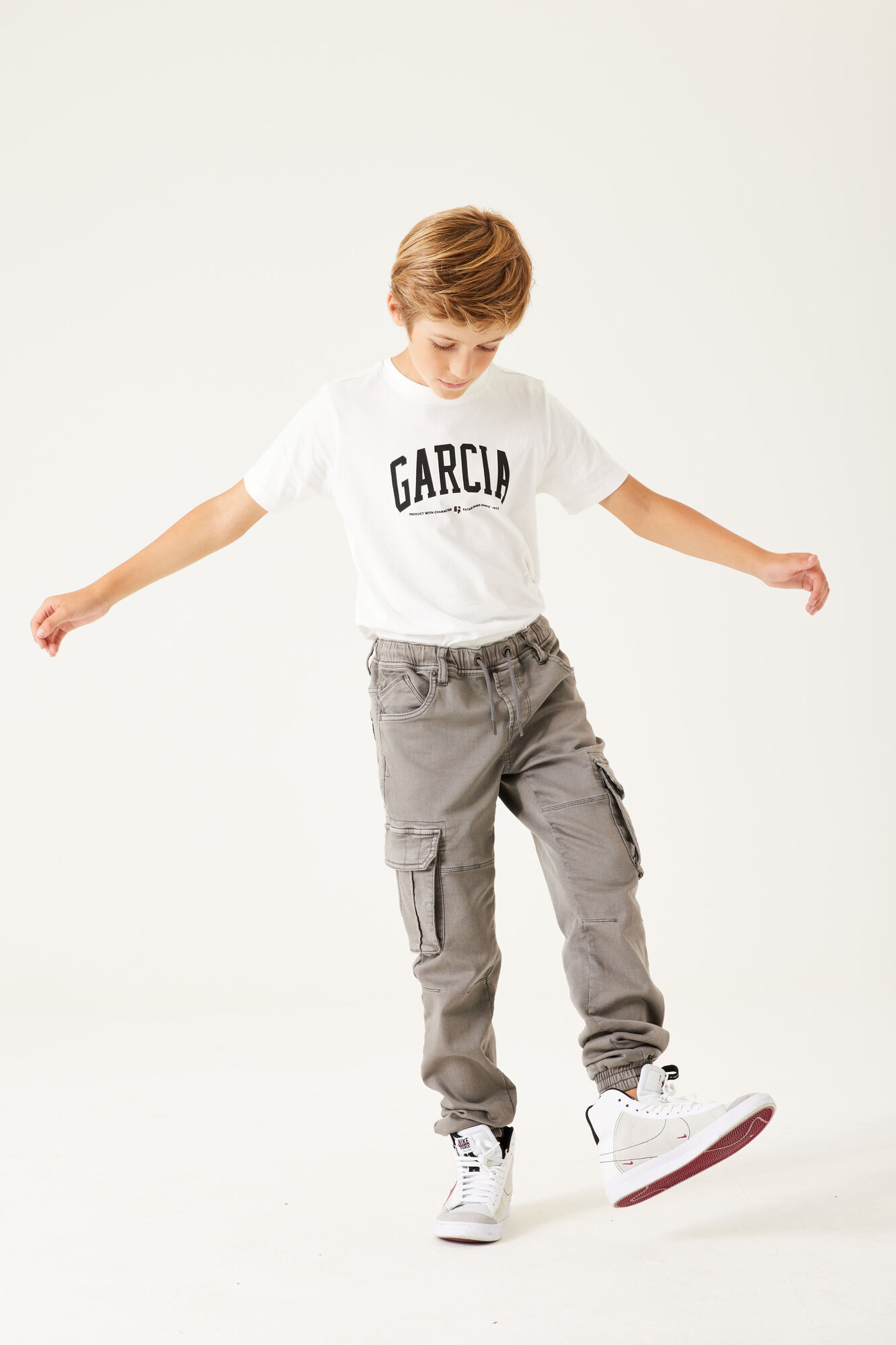 Cargohose GARCIA, Jungen, Gr. 158, N-Gr, grau, Web, Obermaterial: 80% Baumwolle, 18% Polyester, 2% Elasthan, Basic schmal knöchellang, Hosen Image