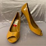 Coach Shoes | Coach Womens Peep Toe Mid Heel Slip On Pumps Tan Patent Leather Size 8 Preowned. | Color: Tan | Size: 8