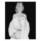 Marilyn Smiling 19" X 25.5" Open Edition Unframed Paper in Black/White Globe Photos Entertainment & Media | 1 D in | Wayfair 4814628_2024