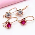 Boucles d'oreilles fleur en cristal rouge pour femme plaqué or rose 14 carats petites pierres