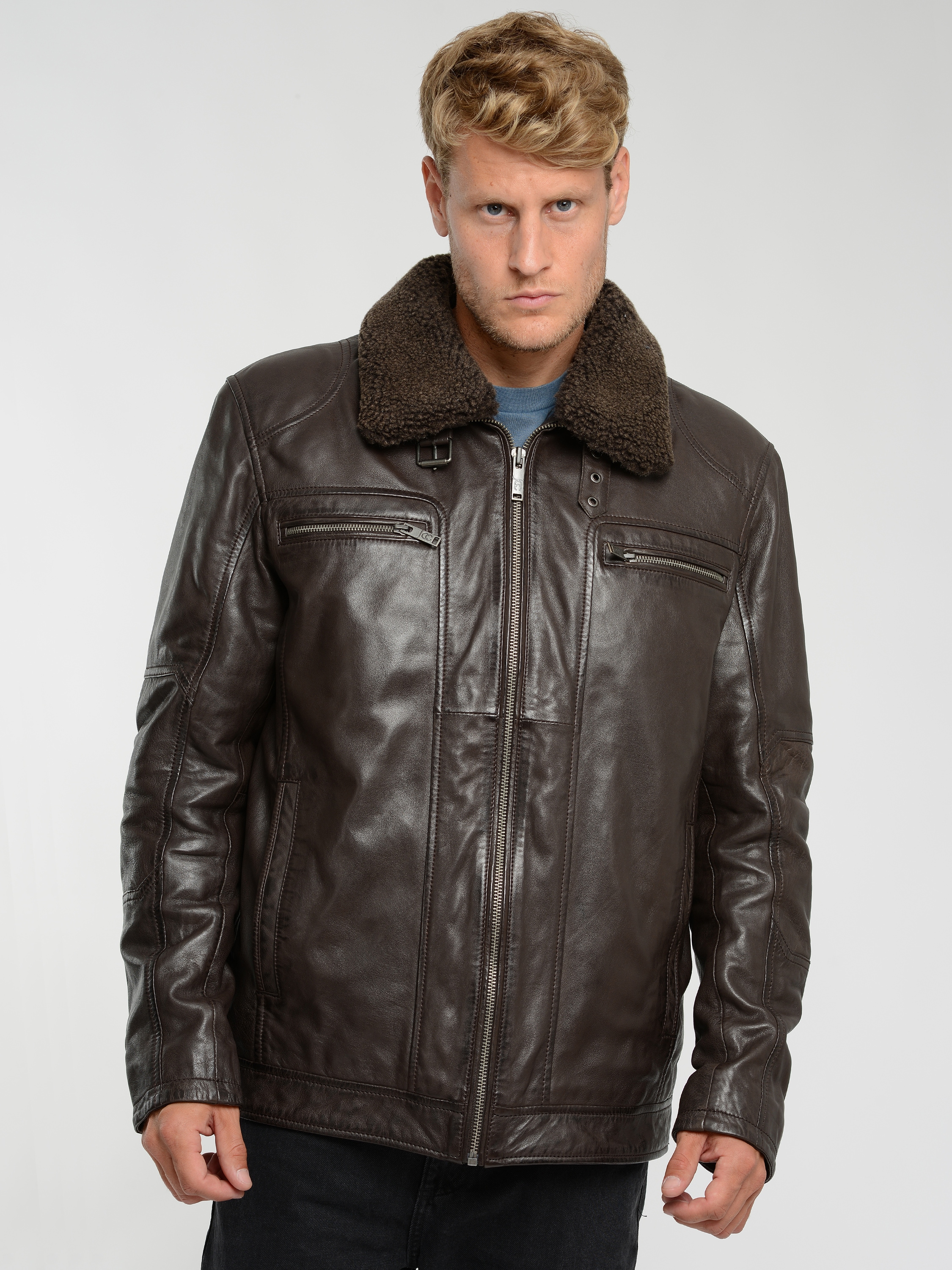 Lederjacke JCC "3102238", Herren, Gr. 54, braun (schwarz braun), Obermaterial: 100% Lammleder; Innenfutter oben: 100% Polyester; Innenfutter unten: 100% Baumwolle; Ärmelfutter: 100% Polyester; Wattierung: 100% Polyester; Kunstfellkragen: 100%...