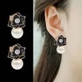 Boucles d'oreilles en perles et fleurs pour femmes clous d'oreilles avec gros strass cadeau pour