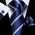 Cravate de mariage en soie à rayures bleues et blanches pour hommes boutons de manchette pratiques