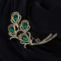 Broche Vintage Cubique Verte pour Femme Accessoires de Vêtements Bijoux Phénix Plume de Paon