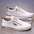 Chaussures Blanches Décontractées pour Jeune Homme Style de Rue Cool Marque Printemps Été 2024