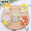 Broches en forme de champignon pour fille en émail dessin animé mignon petite fille livre de