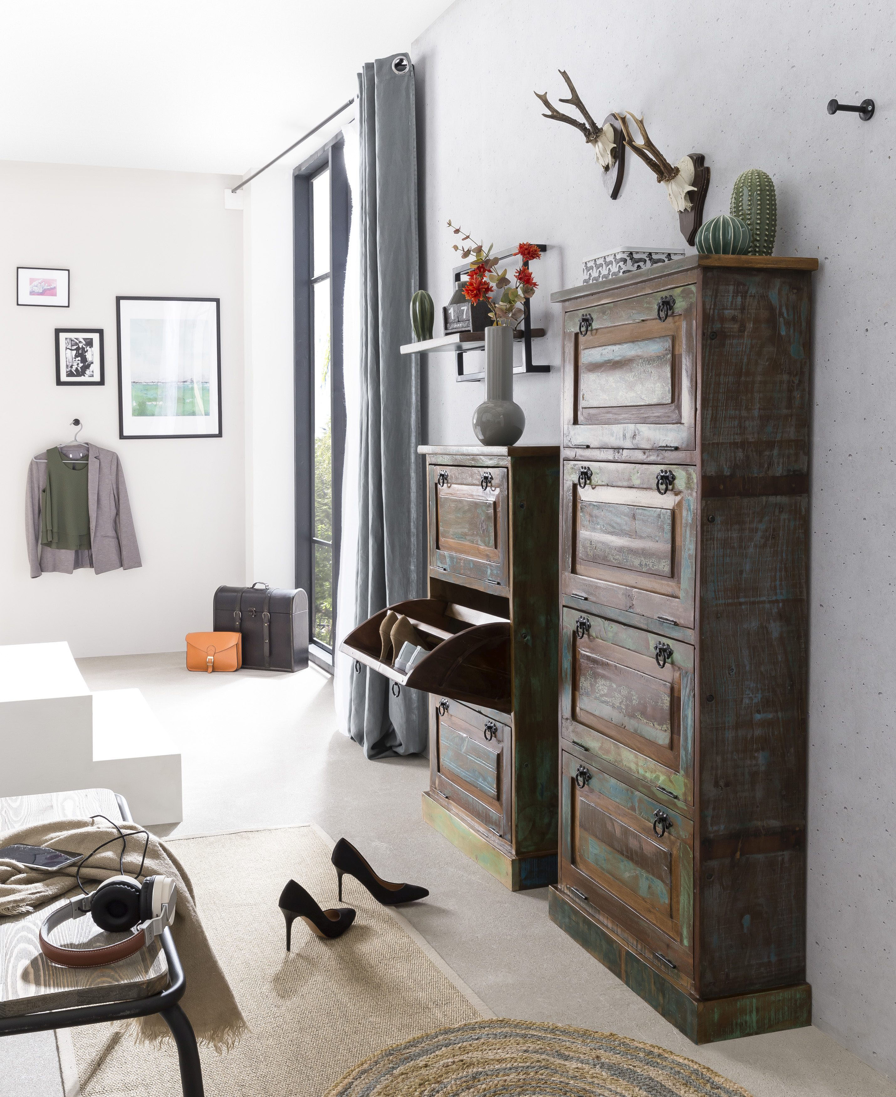 Schuhschrank SIT "Riverboat", bunt, B:65cm H:145cm T:25cm, Massivholz, Schränke, Schuhschrank