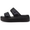 Pantolette CROCS "Brooklyn Low Wedge", Damen, Gr. 37, schwarz, Croslite, modisch, Schuhe, Plateau, Sommerschuh, Schlappen mit Schnallenverschluss