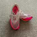 Nike Shoes | Nike Zoomx Running Shoe In 6.5 | Color: Pink/White | Size: 6.5