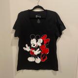 Disney Tops | Disney Mickey & Minnie Mouse Kiss T-Shirt - 2x | Color: Black/Red | Size: 2x