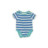 The Children's Place Short Sleeve Onesie: Blue Print Bottoms - Size Newborn