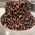 Kate Spade Accessories | Kate Spade Cotton Shade Leopard Printed Bucket Hat - One Size Ks1003744c Nwt $78 | Color: Black/Tan | Size: Os