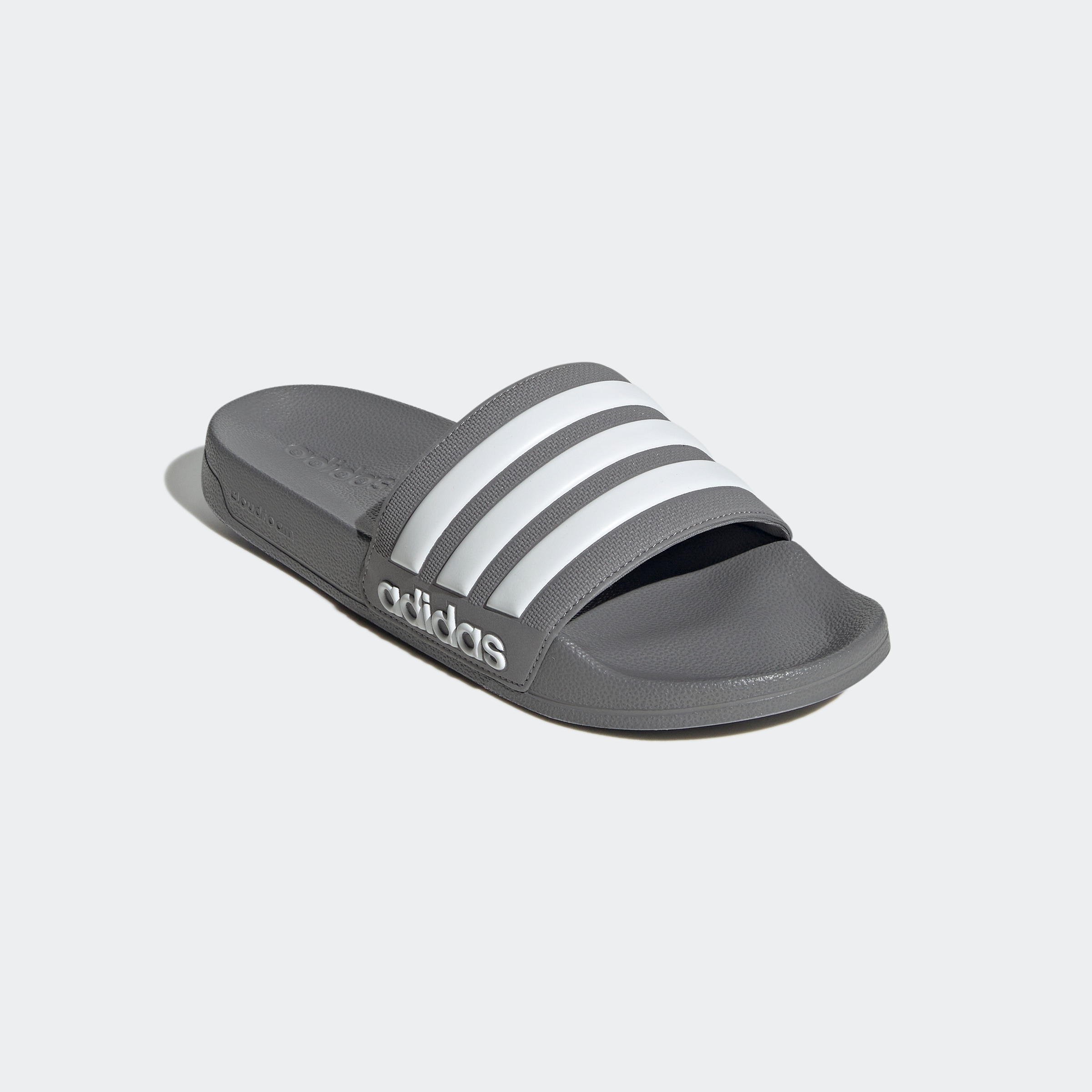 Badesandale ADIDAS SPORTSWEAR "SHOWER ADILETTE", Damen, Gr. 43, grau (grau three, cloud weiß, grau three), Synthetik, Schuhe