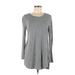 Old Navy Long Sleeve T-Shirt: Scoop Neck Covered Shoulder Gray Solid Tops - Women's Size Medium