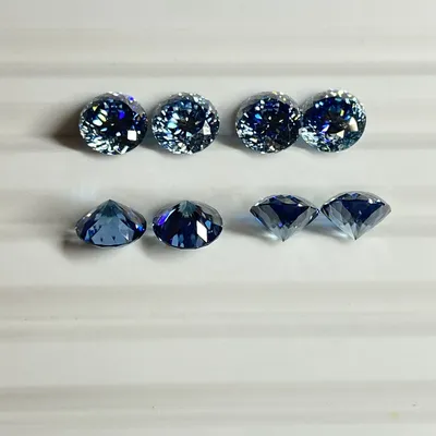 Diamant Moissanite Bleue Excellente Taille à Facettes 100 6.5mm 1ct