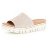 Pantolette GABOR, Damen, Gr. 40, beige (hellbeige), Ziegenveloursleder, metallic, klassisch, Schuhe, Keilabsatz, Sommerschuh, Schlappen mit Gummizug, Weite G, Topseller