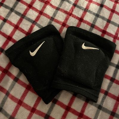 Nike Other | Nike Volleyball Kneepads | Color: Black | Size: M/L