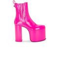 Valentino Garavani Club Beatle Boot in Pink - Pink. Size 37 (also in 37.5, 40).