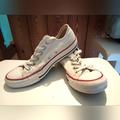 Converse Shoes | Converse Converse Converse Converse Shoes Women's 7.5 White Men's 5.5 | Color: White | Size: 7.5