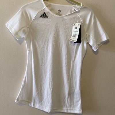 Adidas Tops | Adidas Xs Women Quickset Jersey | Color: White | Size: Xs