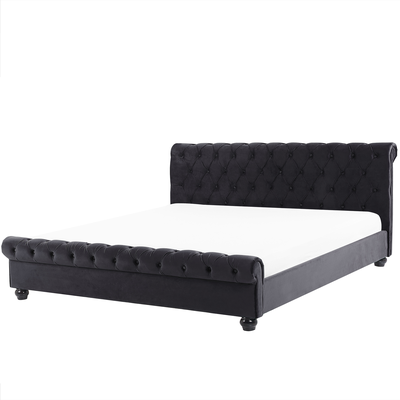 Wasserbett Schwarz Samtstoff mit Matratze 180 x 200 cm Heizung Hohes Kopfteil Chesterfield Style Knopfheftung Versteppt 