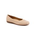 Women's Sasha Flat by Trotters in Beige (Size 7 1/2 M)