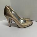 Jessica Simpson Shoes | Jessica Simpson Womens Size 8 B Silver Leather Upper Pump 4 In Heel | Color: Gold/Silver | Size: 8