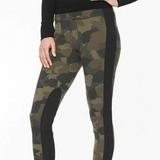 Athleta Pants & Jumpsuits | Athleta Essex Camo Hybrid Tight In Arbor Olive Camo, Size 0. | Color: Red | Size: 0