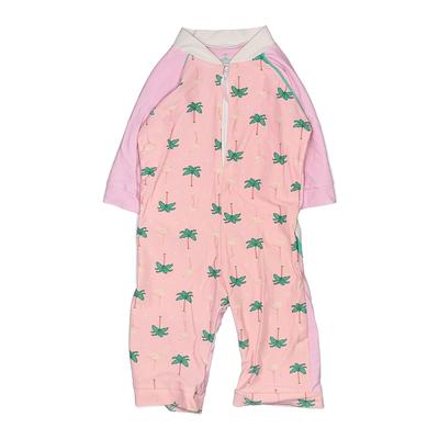 Wetsuit: Pink Sporting & Activewear - Kids Girl's Size 6