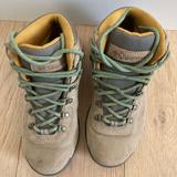 Columbia Shoes | Columbia Newton Ridge Plus Amped Women's Waterproof Hiking Boots | Color: Tan | Size: 6.5