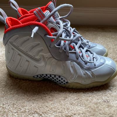 Nike Shoes | Air Nike Foamposite Pro Pure Platinum | Foamposite | Nike Foamposite | | Color: Gray/Orange | Size: 5bb