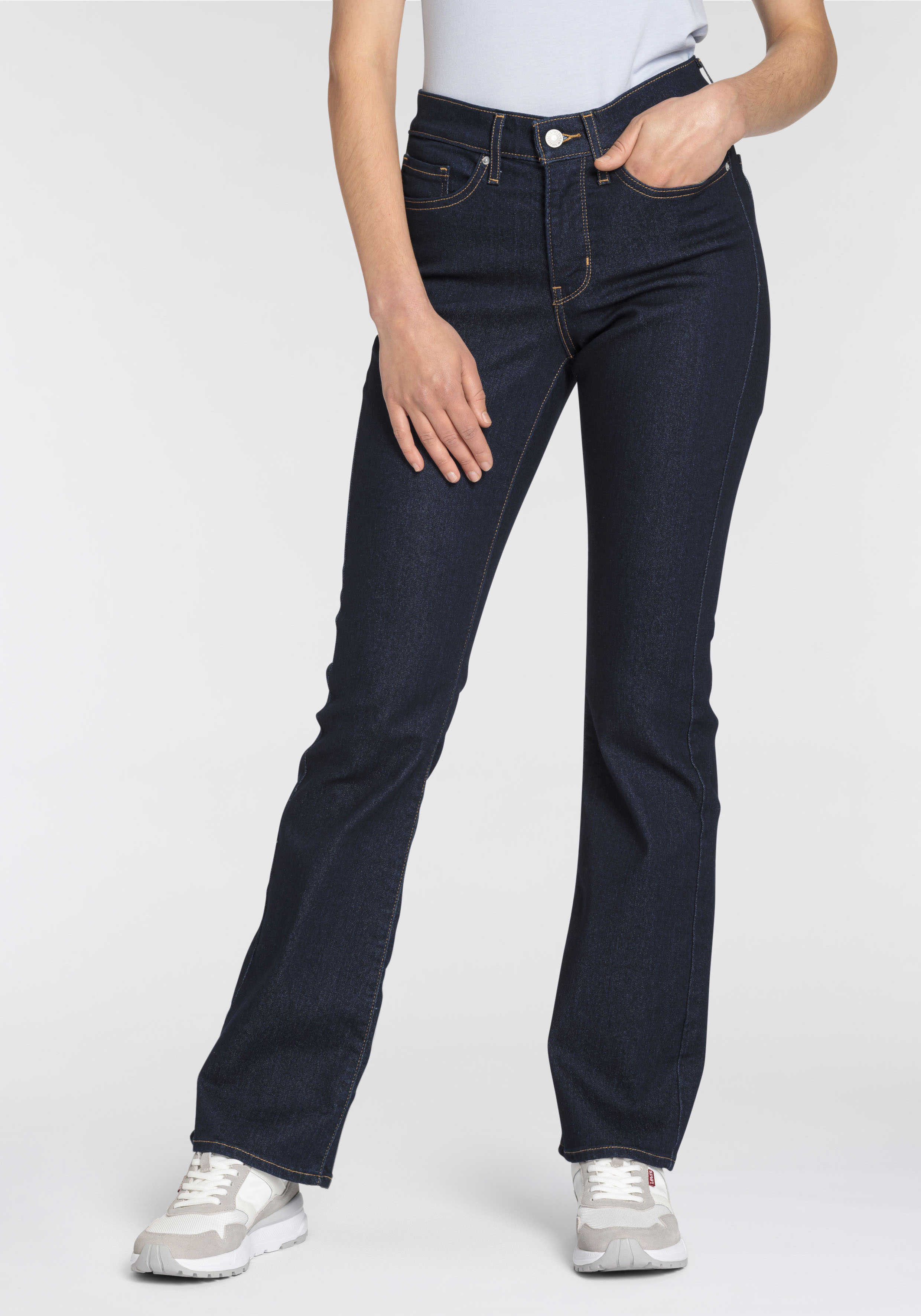 Bootcut-Jeans LEVI'S "315 Shaping Boot", Damen, Gr. 28, Länge 34, blau (schwarzest sky), Denim/Jeans, Obermaterial: 80% Baumwolle, 19% Polyester, 1% Elasthan, lang, Jeans, Topseller