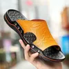 Sommer Männer Hausschuhe echtes Leder atmungsaktive Clogs Sandalen Strand Klassiker Leder rutschen Outdoor Flip Flops plus Größe Männer Schuh
