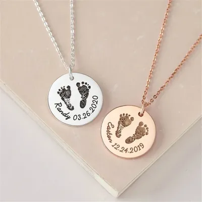 Personalisierte Gravur Baby Fußabdruck Name Benutzerdefinierte Halskette für Neue Mutter Geschenk Image