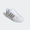 Sneaker ADIDAS SPORTSWEAR "GRAND COURT CLOUDFOAM LIFESTYLE COURT COMFORT", Gr. 41, weiß (cloud weiß, platin metallic, platin metallic), Synthetik, sportlich, Schuhe, Design auf den Spuren des adidas Superstar