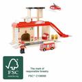 Small foot 10900 - Feuerwehrwache mit Zubehör, play & fun, Spielset, Holz, 15-teilig - Legler