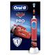 Oral-B Pro Kids Cars Elektrische Zahnbürste/Electric Toothbrush für Kinder ab 3 Jahren, inklusive Sensitiv+ Modus für Zahnpflege, extra weiche Borsten, 1 Aufsteckbürste, 4 Sticker, rot/blau