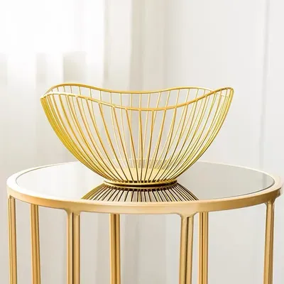 Simple Modern Iron Fruit Basket Fruit Container Bowl Home Creative Snacks Bread Storage Drain Basket Table Snacks Display Tray