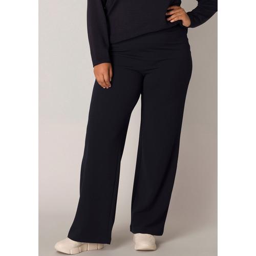 Treggings BASE LEVEL CURVY Gr. 52, Länge 32, blau (dunkelblau) Damen Hosen mit elastischem Bund