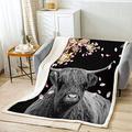 Loussiesd Highland Cow Fleece Throw Blanket Western Plush Blanket Cherry Blossoms Sherpa Blanket Pink Petals Wild Animal Portrait Fuzzy Blanket for Sofa Bed,Double 60x79 Inch