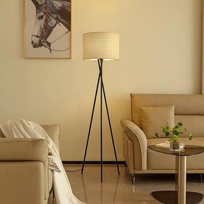 Stehlampe Soula Lindby, creme / amber, für Wohn- / Esszimmer, Kunststoff, Landhaus / Rustikal, Stehlampe Image
