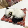 Peluche réaliste pour enfants décoration de maison Simulation de chaton jouet avec poupées tapis