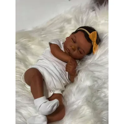 Afro-américaine Butter Romy Black Skin Reborn Baby nouveau-né fini avec des cheveux enracinés