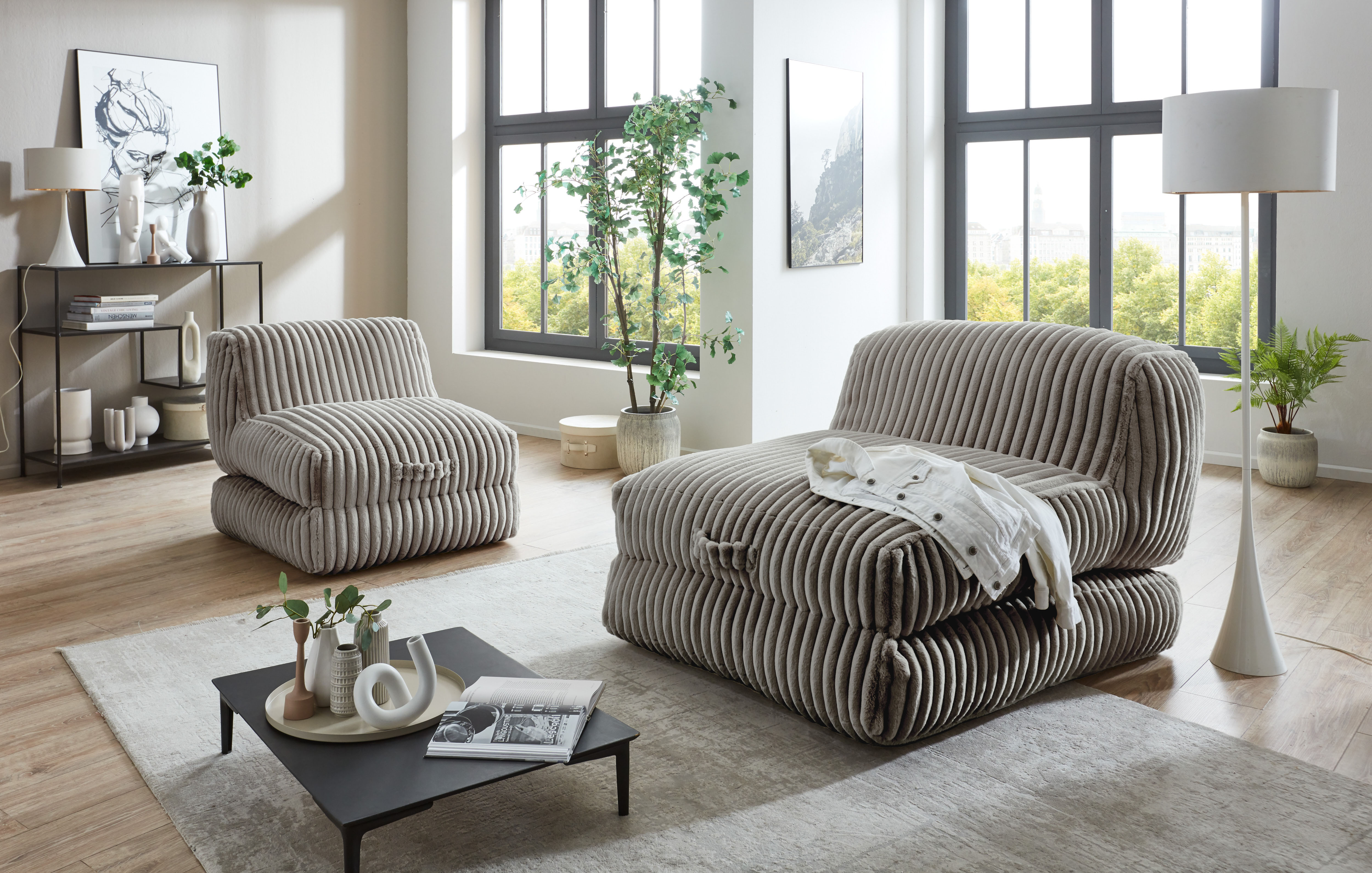 XXL-Sessel INOSIGN "Pia", grau, B:83cm H:80cm T:95cm, Sessel, Loungesessel in Megacord, 2 Größen, Schlaffunktion und Pouf-Funktion