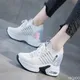 Sneakers da donna primavera scarpe Casual con paillettes donna Platform Heels zeppe altezza