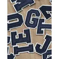 Toppe con lettera iniziale blu Navy toppe con alfabeto da 5.5cm su toppe per borsa per abbigliamento