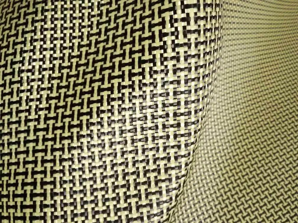Tessuto misto Kevlar giallo e fibra di carbonio Tessuto ibrido semplice in Kevlar di carbonio 100D / 3K 200 g/m2 12"/30 cm o 20" 50 cm x 100 cm