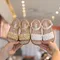 Scarpe da bambino estive per bambini Sandali da spiaggia alla moda per bambine Abito da principessa Tessuto da festa Scarpe da bambino con suola morbida