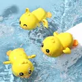 Bades pielzeug niedlich schwimmende Ente Bades pielzeug für Kleinkinder 1-3 schwimmende Aufzieh